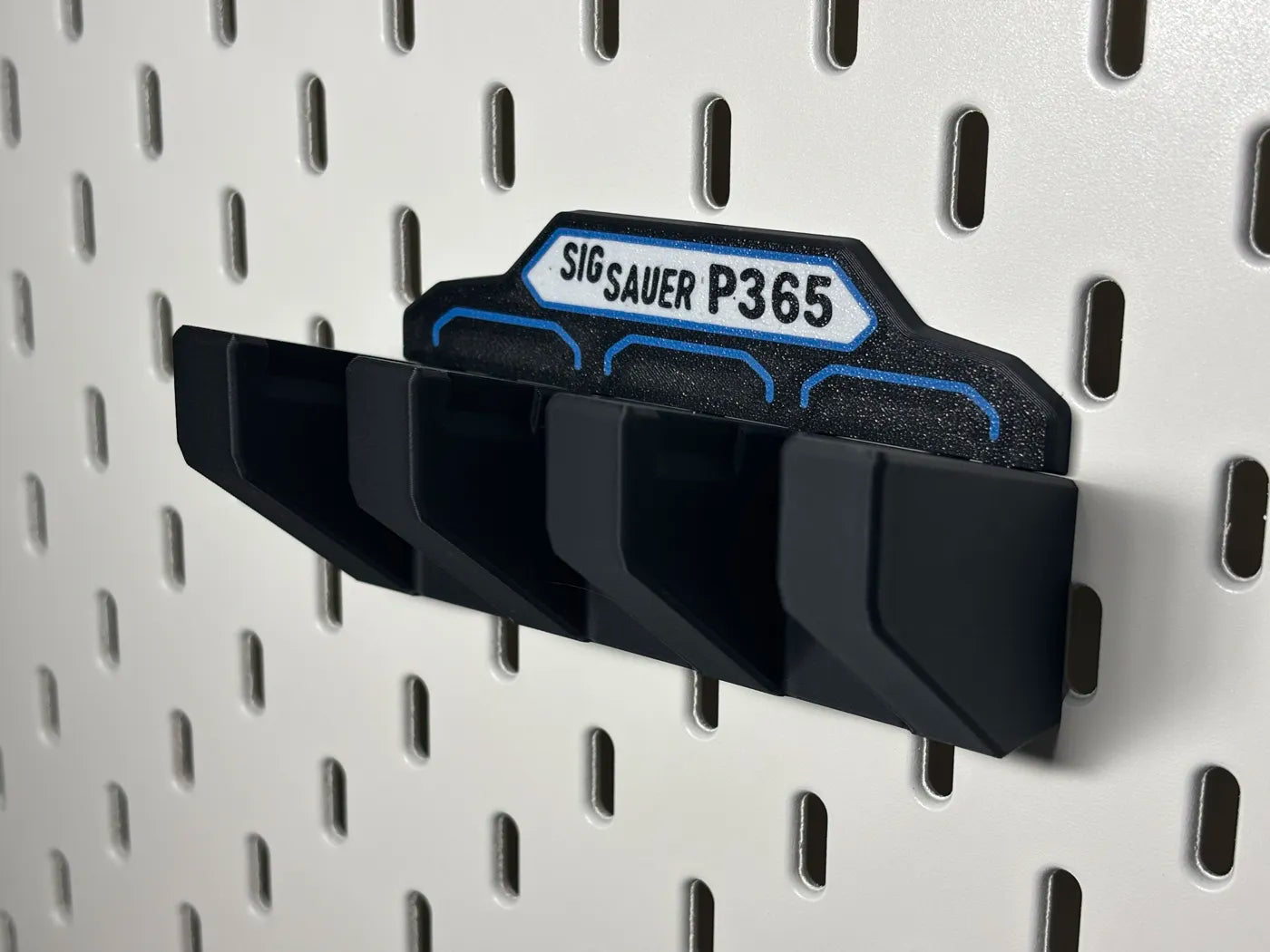 Magazine Holder - SIG SAUER P365 - fits IKEA SKADIS - 3D printed by Mythical Makers 3D