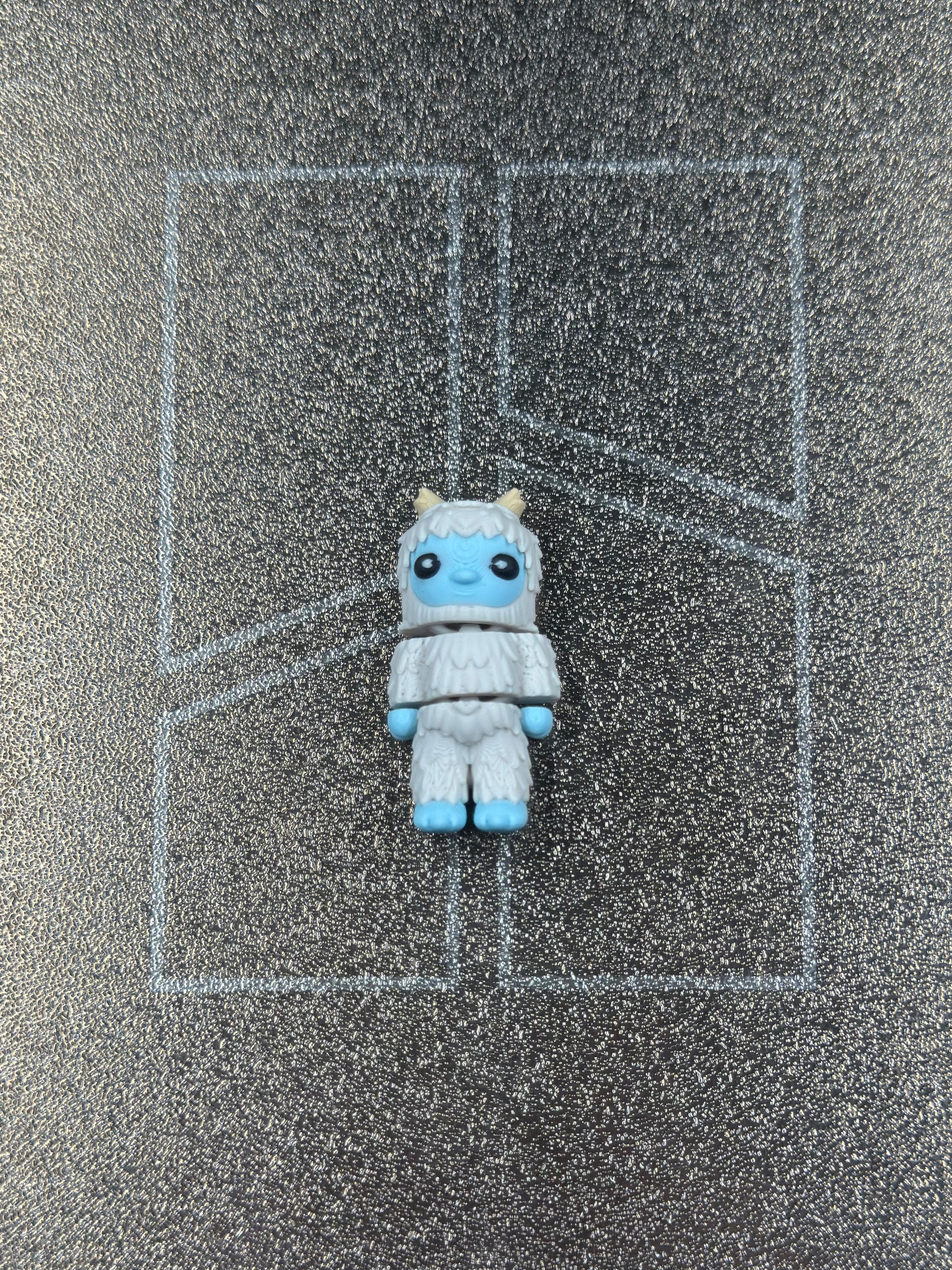 Snowy Zookis — view 3